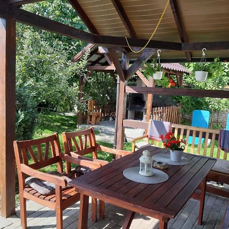 Casa De Oaspeti Laura Rîşnov 外观 照片