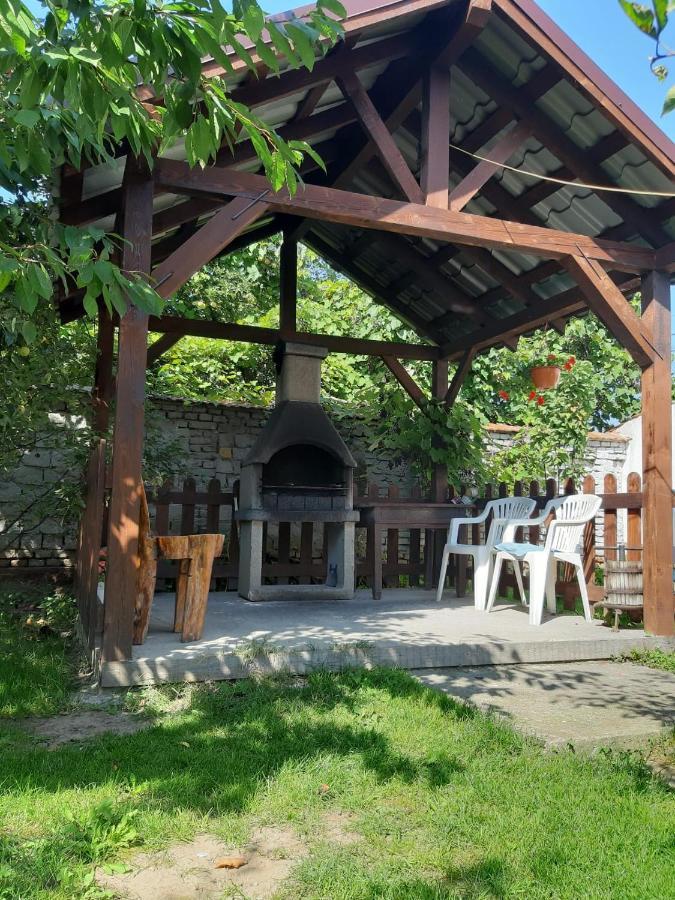 Casa De Oaspeti Laura Rîşnov 外观 照片
